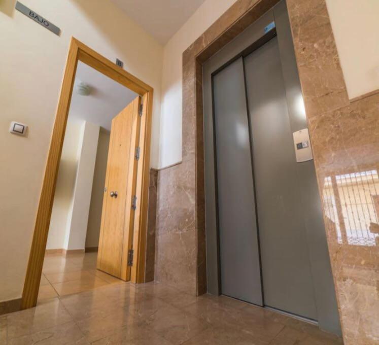Calle Cuesta Apartment - Near Beach ฟูเอนฮิโรลา ภายนอก รูปภาพ