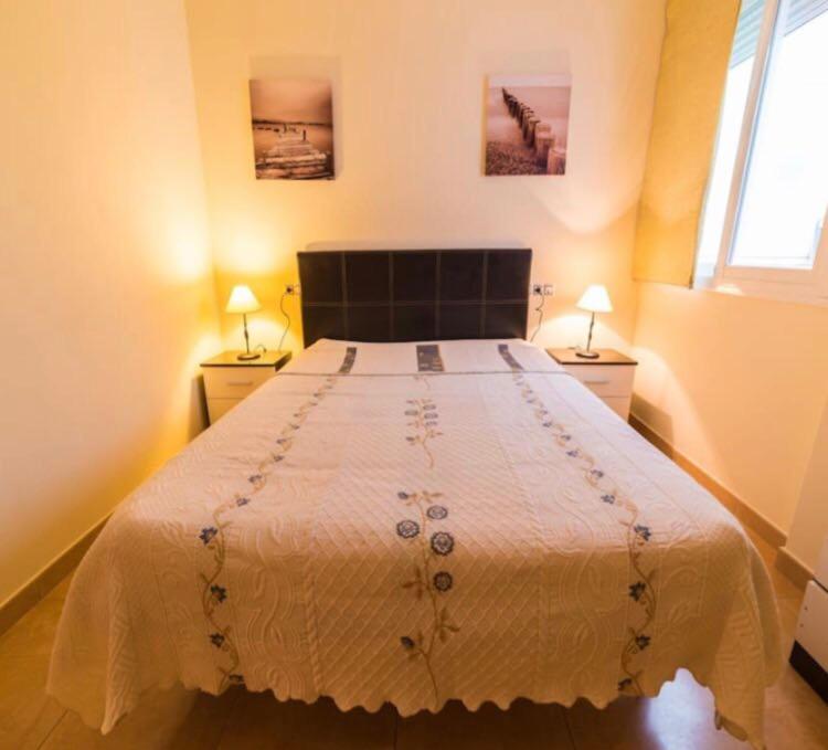 Calle Cuesta Apartment - Near Beach ฟูเอนฮิโรลา ภายนอก รูปภาพ