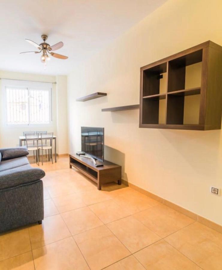 Calle Cuesta Apartment - Near Beach ฟูเอนฮิโรลา ภายนอก รูปภาพ