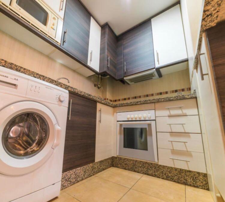 Calle Cuesta Apartment - Near Beach ฟูเอนฮิโรลา ภายนอก รูปภาพ