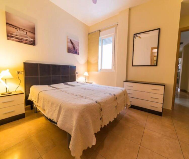 Calle Cuesta Apartment - Near Beach ฟูเอนฮิโรลา ภายนอก รูปภาพ